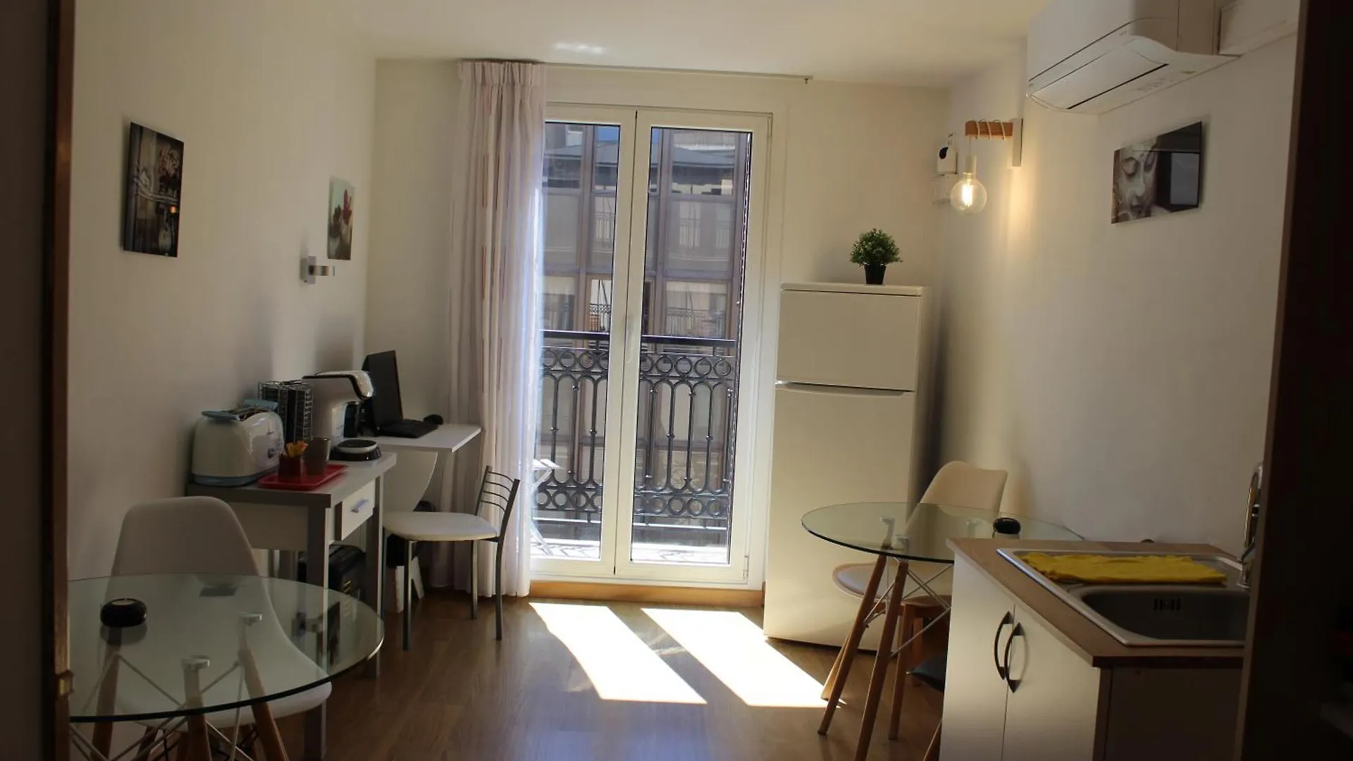 Pension Joakina San Sebastian 3*,  Spain